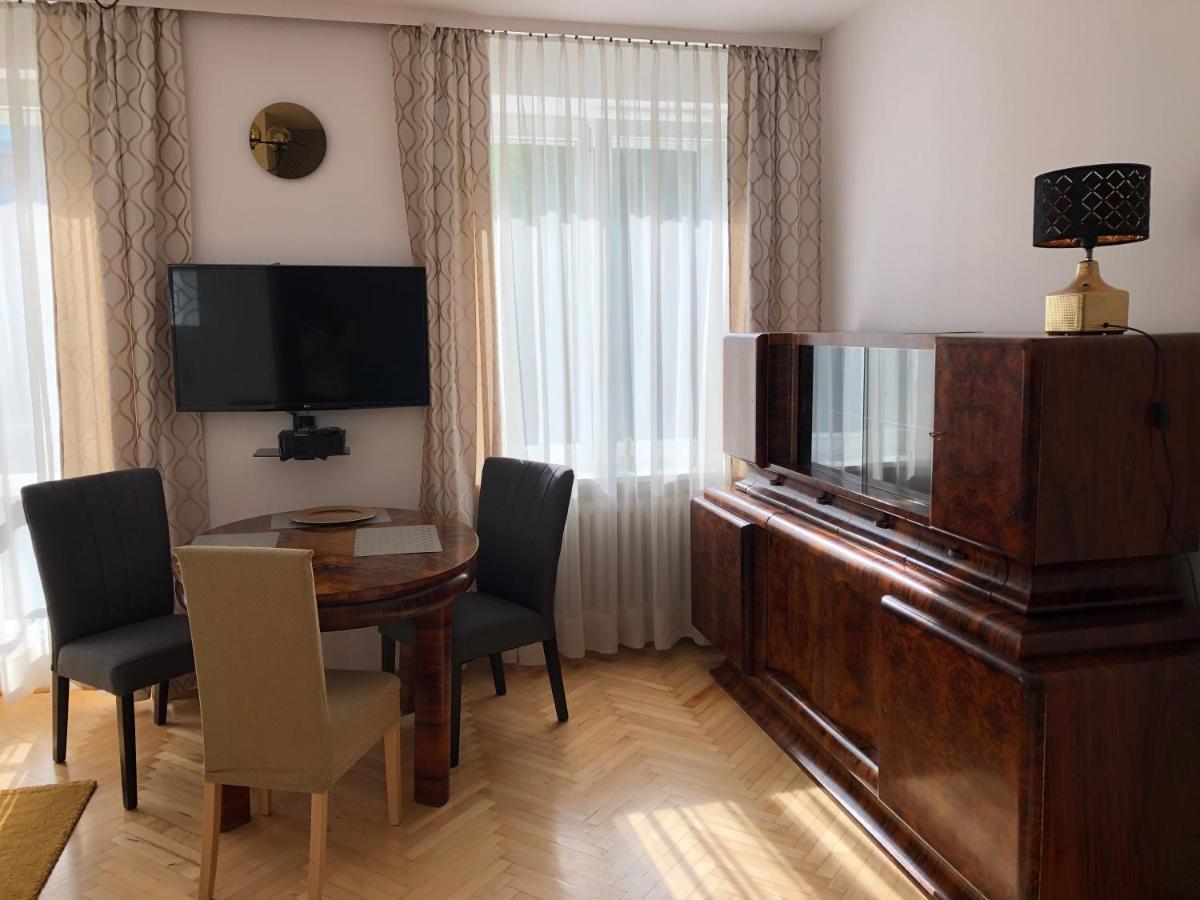 Art Deco Apartment Warsaw